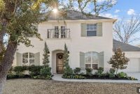 Discover Your Dream Hacienda in Oak View Estates