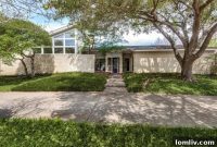 A 70s Time Capsule Home in Merriman Park