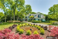 Bluffview’s Private 2-Acre Urban Sanctuary