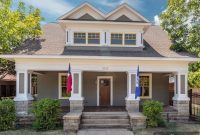 Hemphill Heights Classic: Craftsman Home with Untapped Potential on Travis Avenue