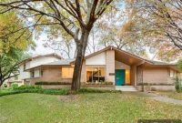 Oak Cliff Midcentury: The Art of Seamless Indoor-Outdoor Living