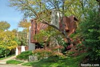 The Time Capsule on Bellaire Park Court