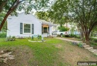 1941 Fort Worth Beauty Radiates in Scenic Bluff