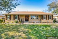 Alger Park Midcentury Oasis: White Rock Views, Unbeatable Value