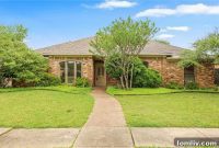 West Plano Gem: Walk to Dining & Entertainment for Just $315K