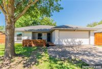 Benbrook Traditional: Updated Charm, Modern Living