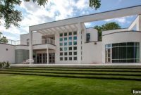 Award-Winning Dallas Builder Thrives on Diversity