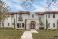 Monticello’s 2004 Dream Home Gets a Breathtaking Modern Update