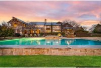 Escape to Unrivaled Lakefront Luxury