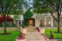 Vaquero’s Mediterranean Oasis