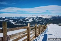 Ski Towns Tighten COVID Curbs As Winter Arrives