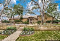 Caulfield Drive: Modernity in Motion