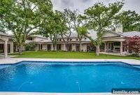 Tuscan Legacy, Transitional Luxury: An Estate Reimagined