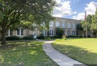 A New Grade for Geneva Heights: Will DISD Invest in Its Historic Campus?