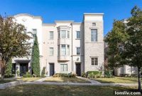 Prime Westside Townhouse: A Classic Ready to Radiate
