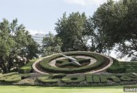 Luxury Apartments Emerge Near Irving’s ExxonMobil Campus as Oil Giant Divides