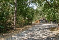 Country Cottage: The Essence of Simple Living