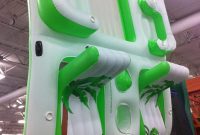 East Dallas Locals Bike or Backpack Their Haul From Sam’s Cityplace