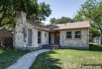 Wilshire Heights Darling: Perfectly Updated, Cozy & Move-in Ready