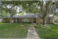 Fort Worth Ranch Retreat: Charming Home, Sprawling Lot, Smart Investment