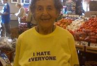 Site Yönetimleri Performans Sanatı mı? Jon Anderson: ‘Bu İnsanları Nereden Buluyorlar?’