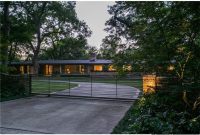 Dilbeck Midcentury Modern in Bluffview Estates: A Bodron + Fruit Transformation