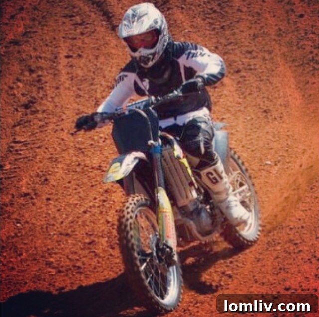 Joshua Hill Achieves Record Sale in Preston Hollow, Sets Sights on Future 3 Joshua Hill, a passionate Dallas real estate agent, sharing moments from his life.