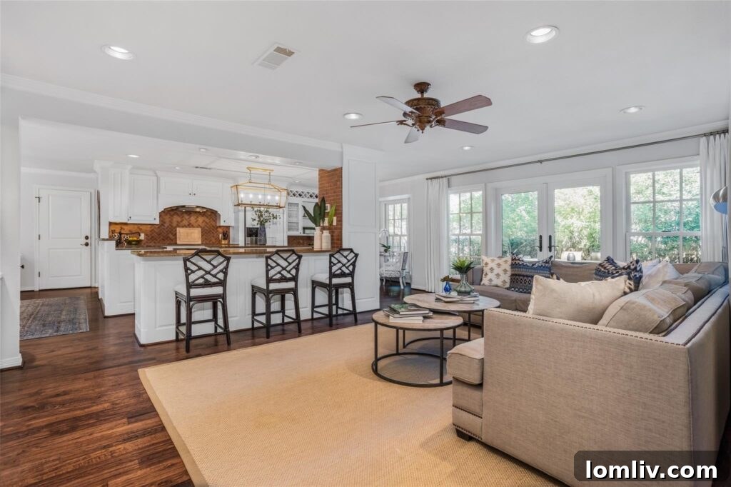 Overton Park's Verdant Retreat: A Blissful Haven for Family & Festivities 6 4013 Inwood Road Üst Kat Çıkışı: Yatak Odalarına Giden Merdiven