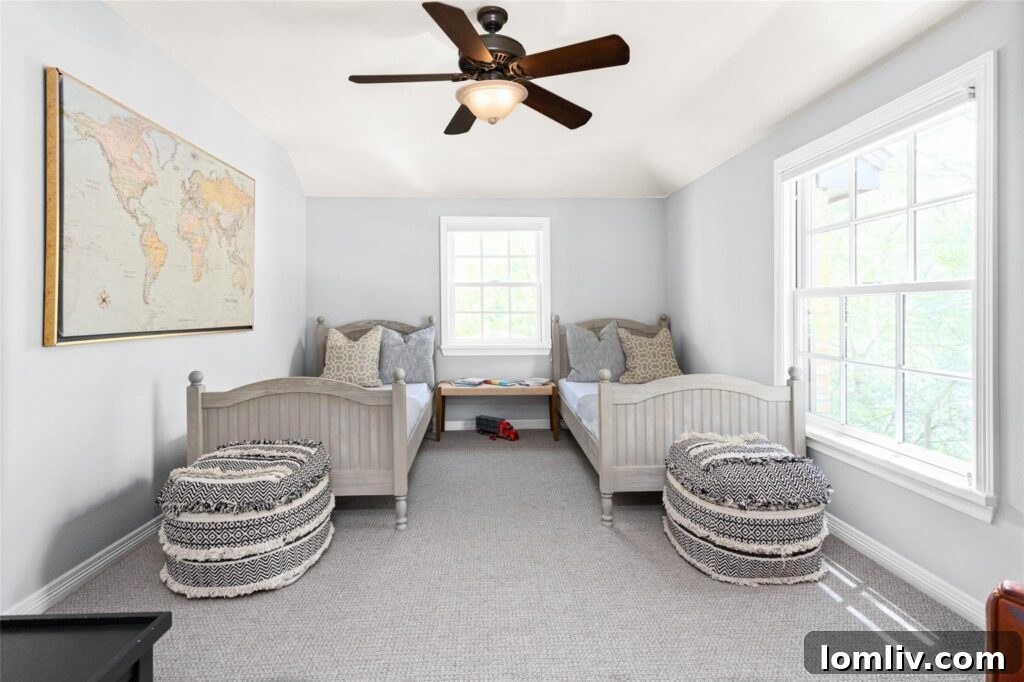 Overton Park's Verdant Retreat: A Blissful Haven for Family & Festivities 9 Lüks Banyo Alanı: Ayrı Küvet ve Duşakabin