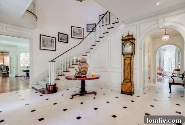 Georgian Mansion Foyer Before Listing