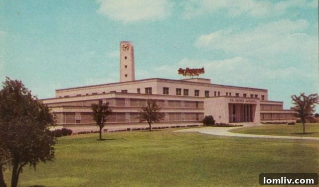 Vintage Dr. Pepper Bottling Co. building by William E. Benson