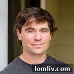 Sam Sawyer, CEO of Pinnacle Realty Advisors, providing expert commentary