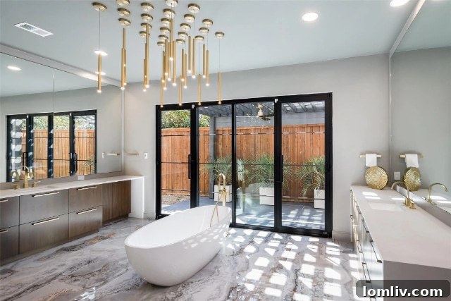 Well-Appointed Home Office Space in a Luxury Residence