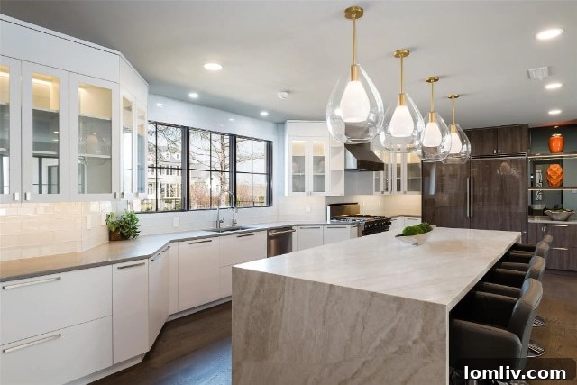 Gourmet Kitchen with Catering Facilities in Luxury Home