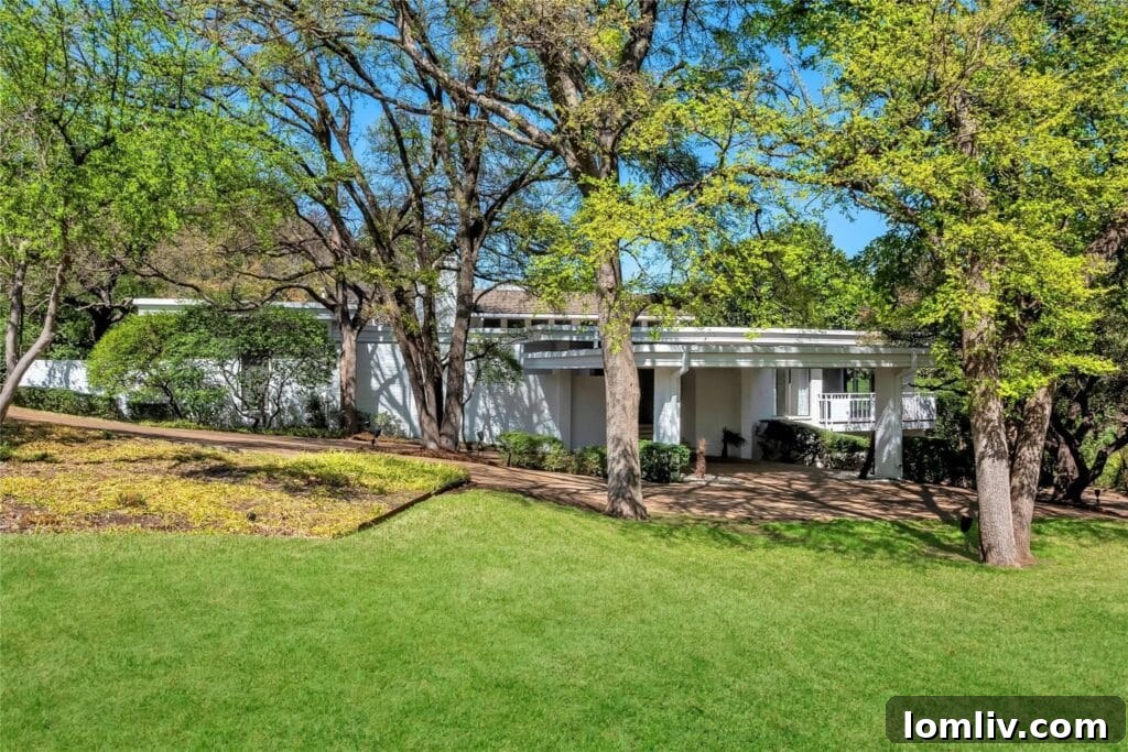 Nash Estate: Iconic Fort Worth Modern Home
