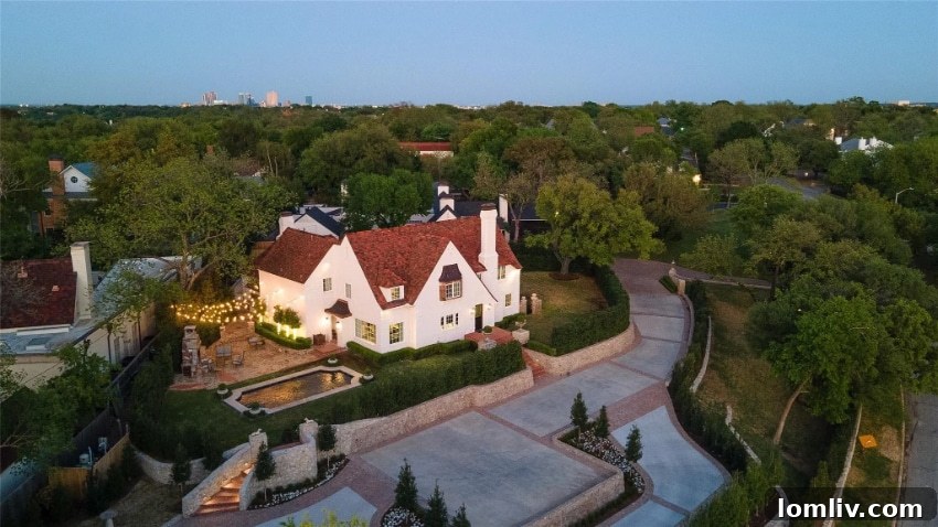 Luxurious bedroom Fort Worth