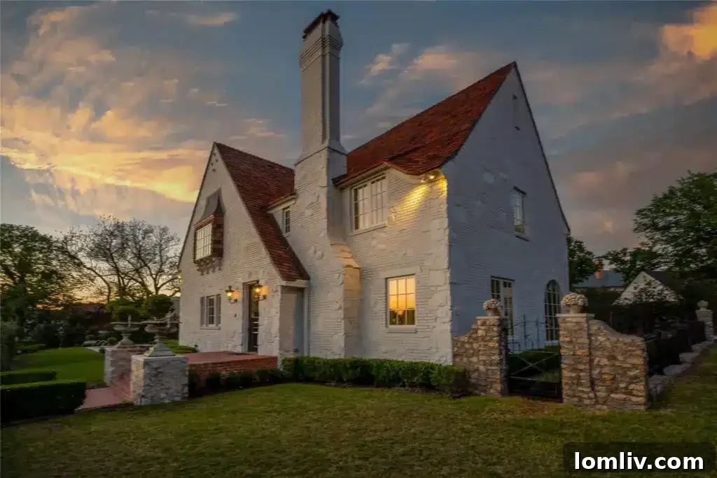 Stunning black lacquer kitchen in Fort Worth luxury home