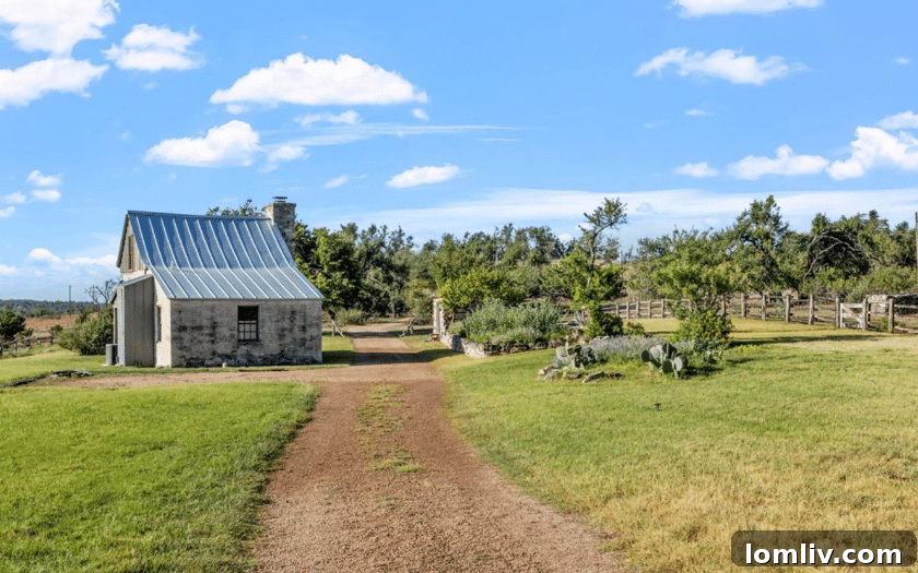 Historic Fredericksburg Cabin in Texas Hill Country