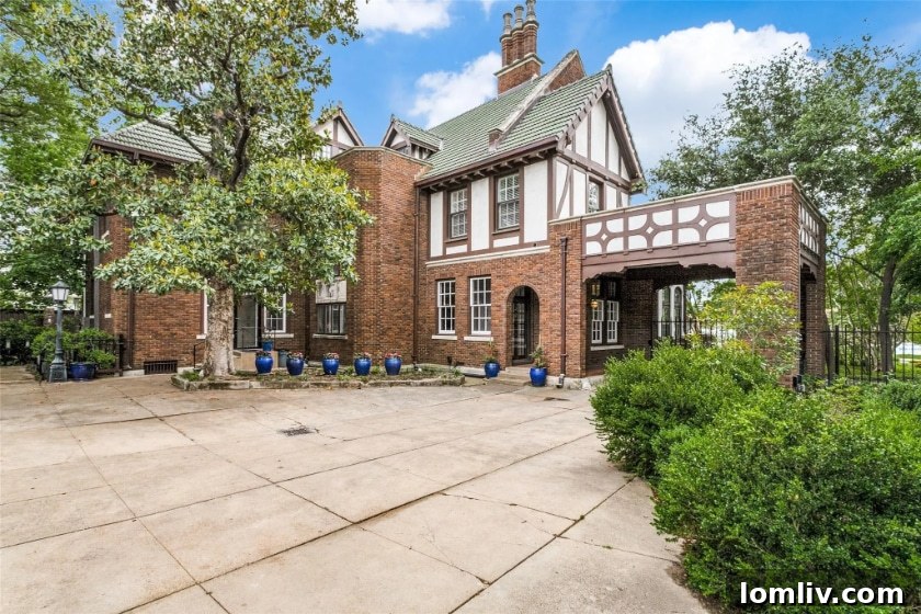 Stubbs House Garden Walkway