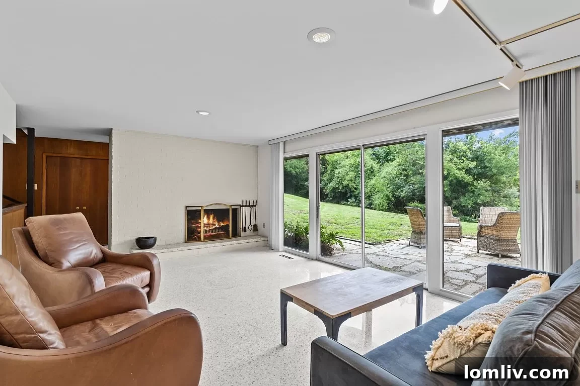 An architectural drawing of the Fort Worth home, highlighting its design for views and entertainment.