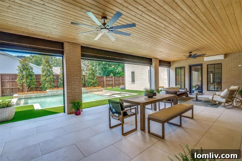 Luxurious master suite with natural light in a Dallas residence