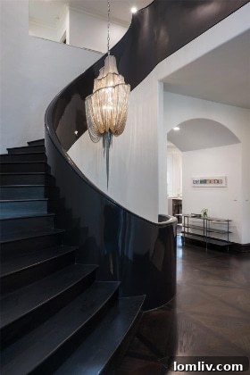 Highland Park Tudor Staircase