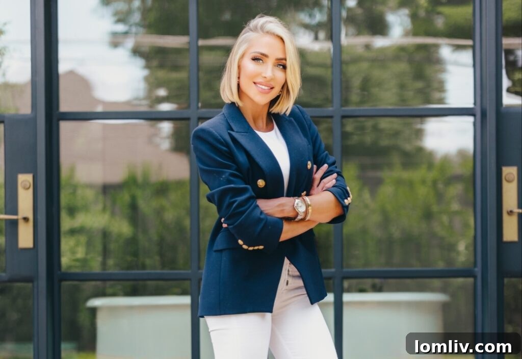 Taylynn Snyder, Luxury Real Estate Agent, @properties Christie's