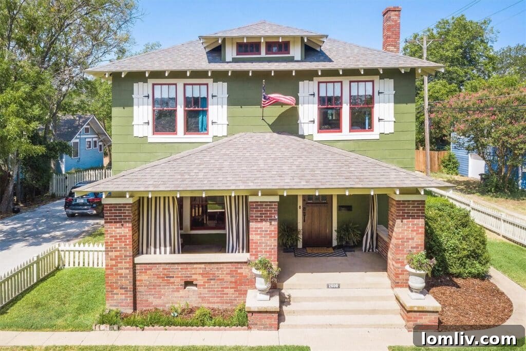 Fort Worth Craftsman A Colorful Renovation Fueled by Love 2 Grand historic facade of a meticulously restored Ryan Place home in Fort Worth
