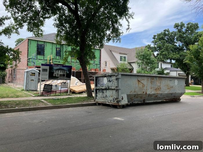 New construction alongside existing homes in Elm Thicket/Northpark