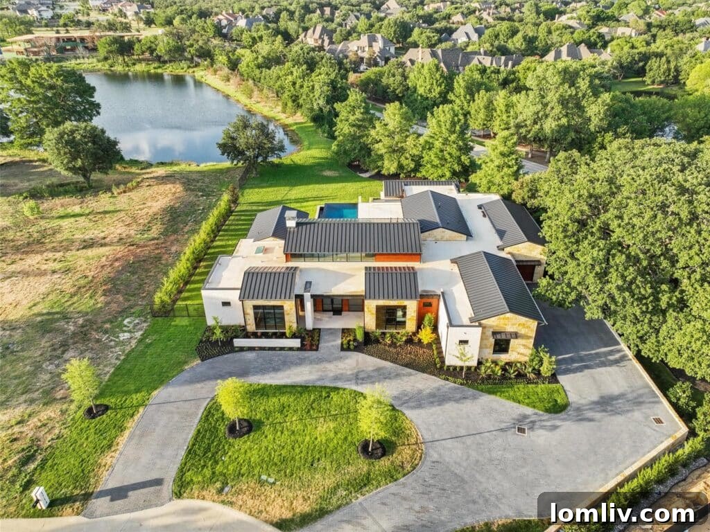 Westlake's Quail Hollow: Redefining Modern Luxury 3 Modern architectural exterior of 1714 Cypress Way, highlighting its contemporary design and sleek lines.