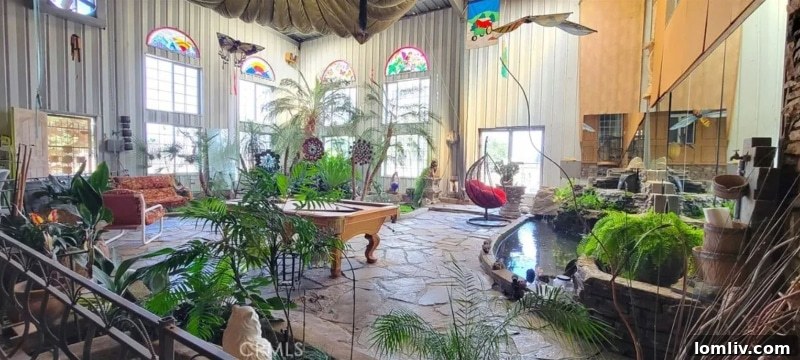 magnificent metal mansion, Texas, California