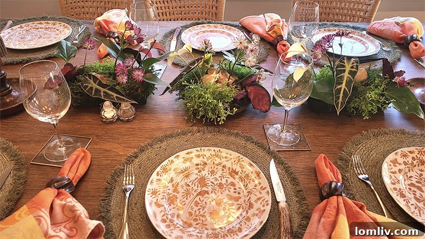 A stunning festive floral arrangement perfect for holiday home decor.