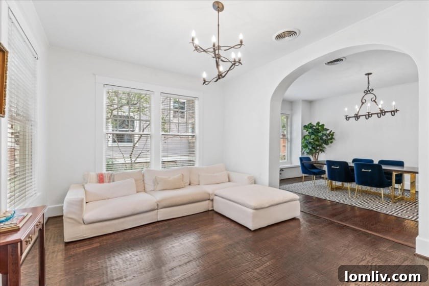 Inviting Dining Area Winnetka Heights