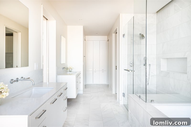 Luxurious living space in Residence 2201.